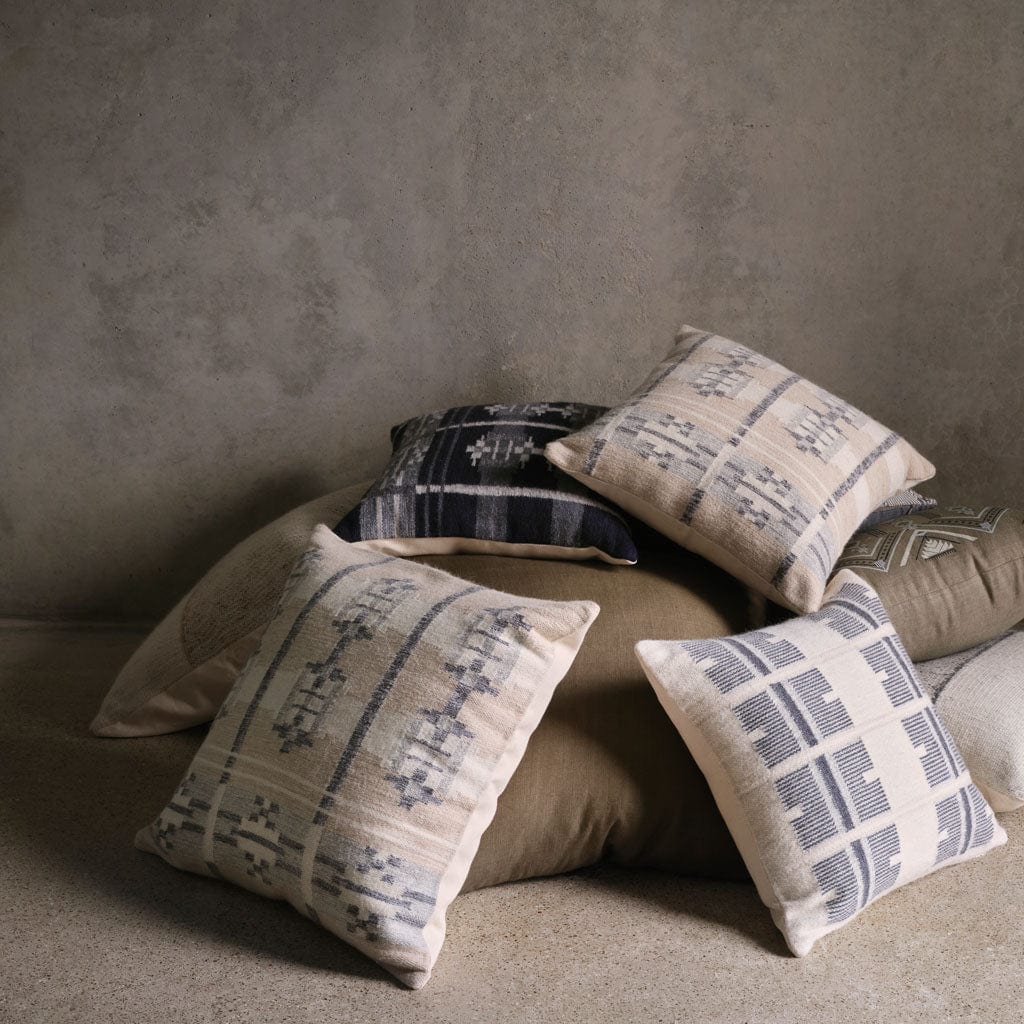 Agata Pillow - Image 5